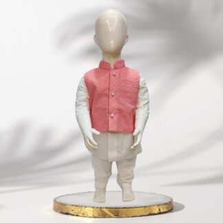 Rajneeti Kurta Set